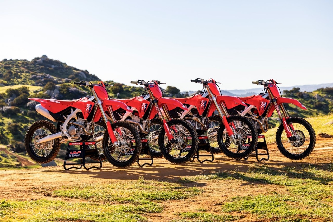 Honda CRF250/450R 2025: tutte nuove!